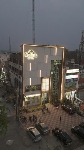 Pinjore Hotel | Hotel Raunak