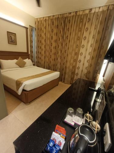 Mysore Hotel | Hotel Roopa