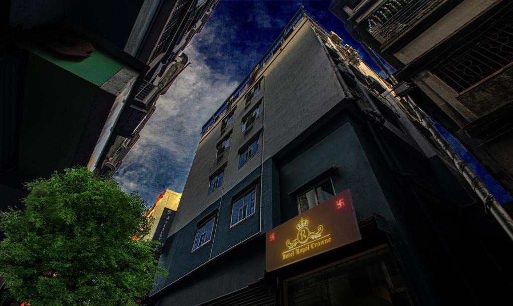 Kolkata Hotel | Hotel Royal Crowne near Kolkata Airport