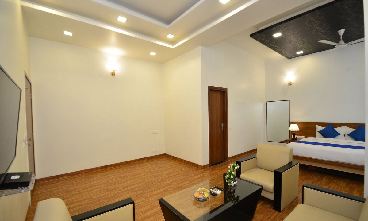 Mansarovar Hotel | Hotel Sapphire World