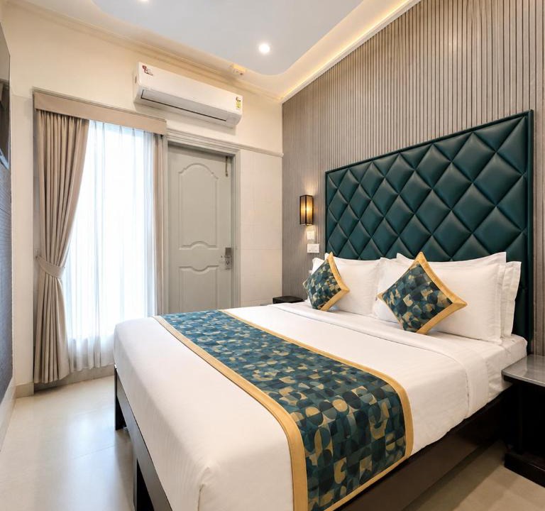 Jangpura Hotel | Hotel Satwah 29 Just Near Nizamuddin Railway Station And India Gate