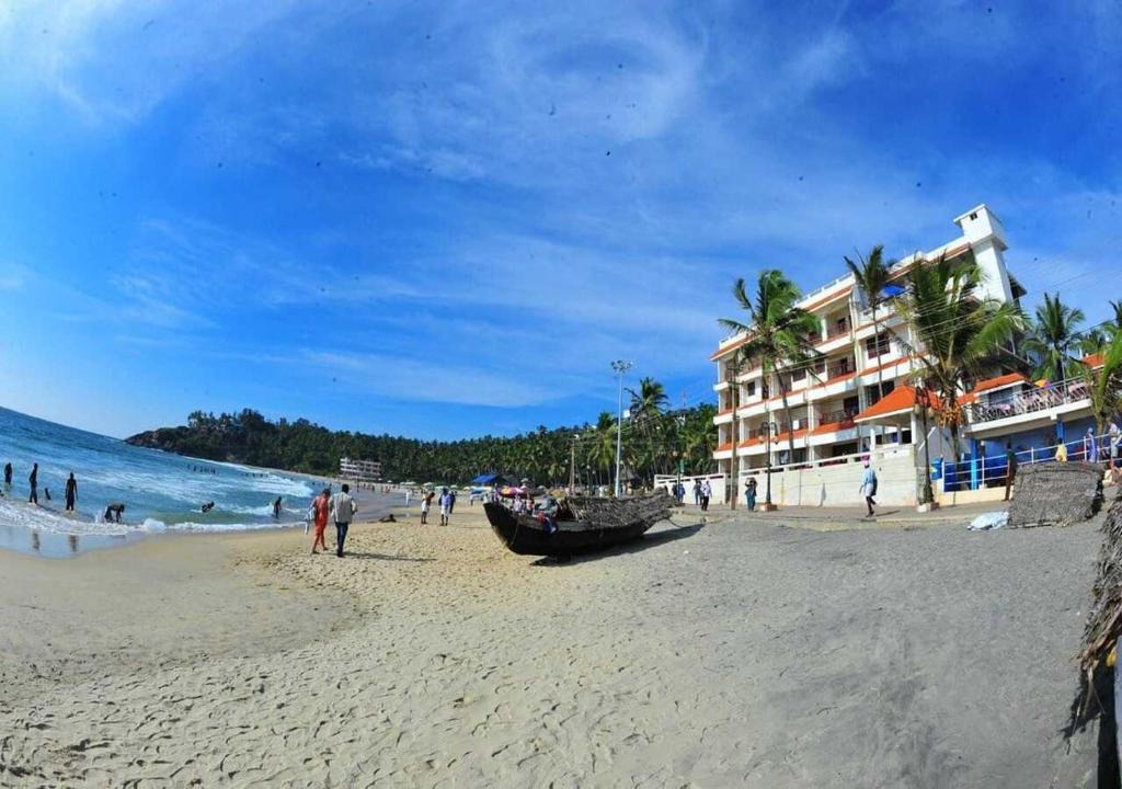 Thiruvananthapuram Hotel | Hotel SeaRock Beach Resort Kovalam