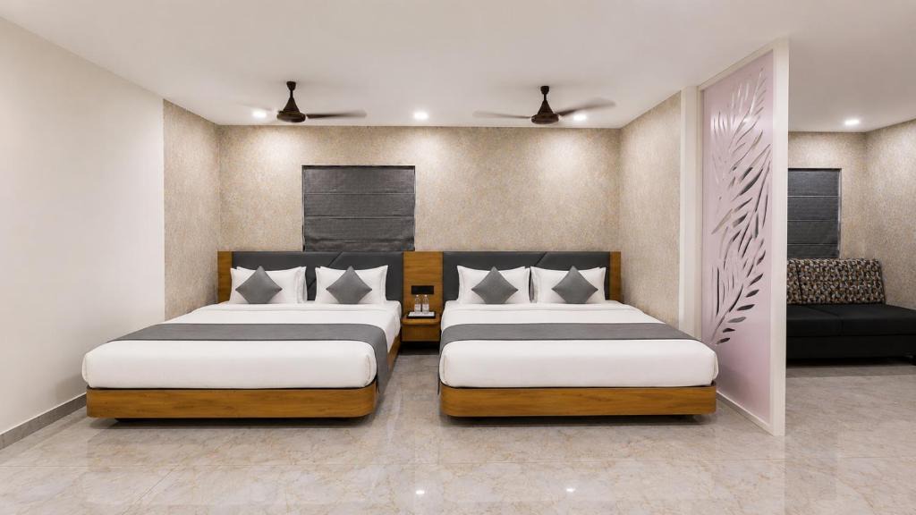 Dwarka Hotel | Hotel Shree Dwarka