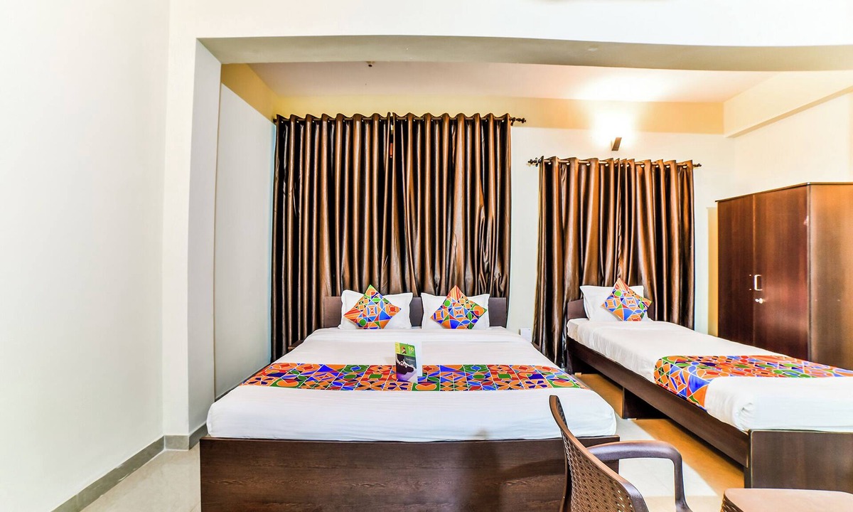 Penha de Franรงa Hotel | Hotel Spring Height Near Mall De Goa