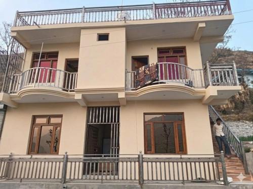 Rajgarhi Hotel | Hotel tapobhumi