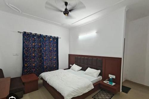 Ramban Hotel | Hotel Tara Palace By MIDTOWN