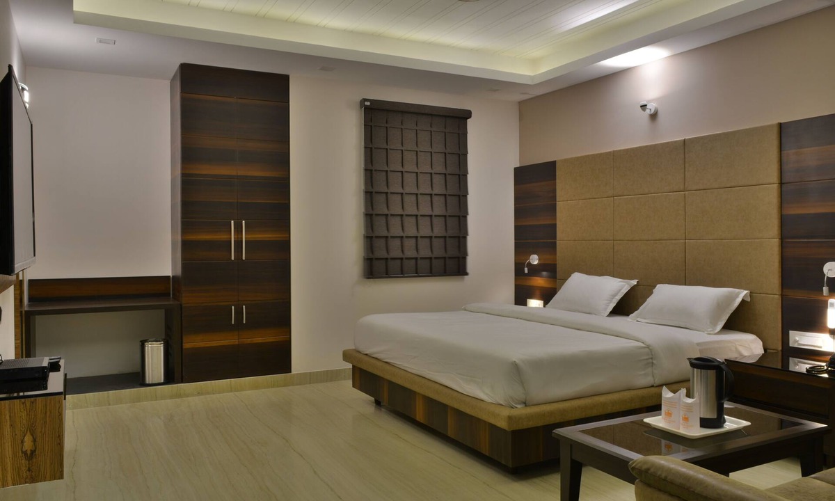 Dariyaganj Hotel | Hotel Tara Palace Daryaganj