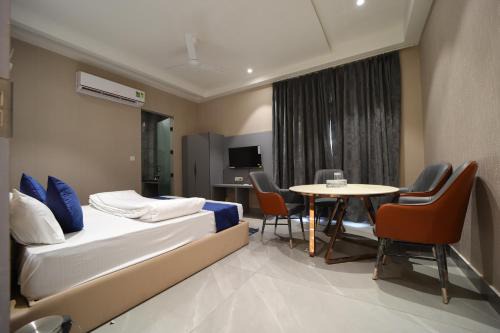 Karnal Hotel | Hotel Vantara