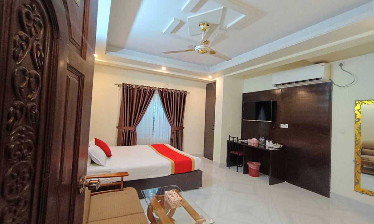 Dhaka Hotel | Hotel White Stone