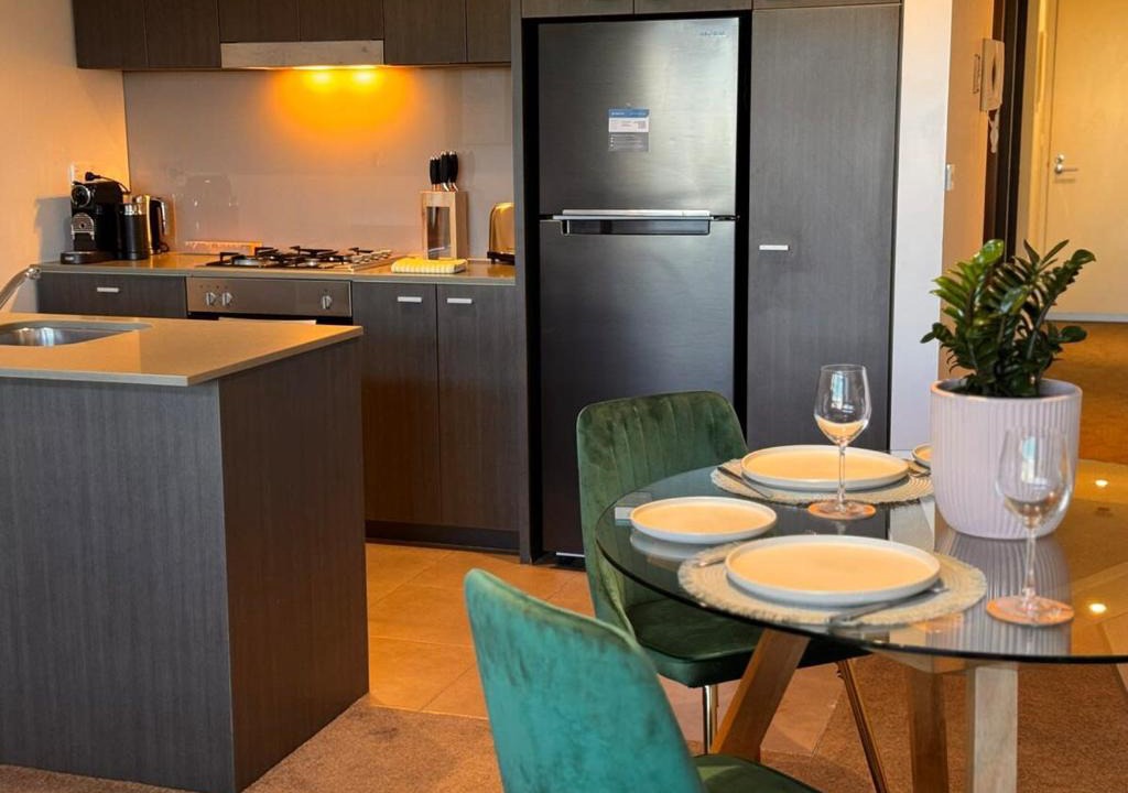 Prahran Apartment | Ideal Quiet 1BR Prahran Apt Near Cafes Transport