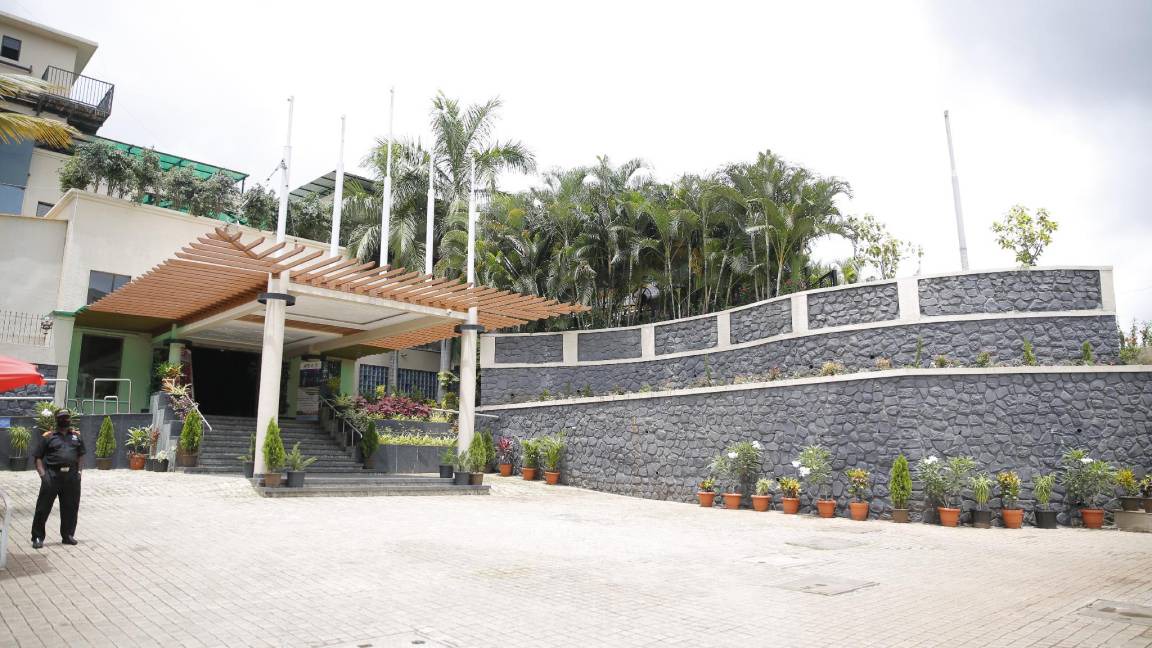 Pune Hotel | 33 m² Hotel ∙ 2 guests