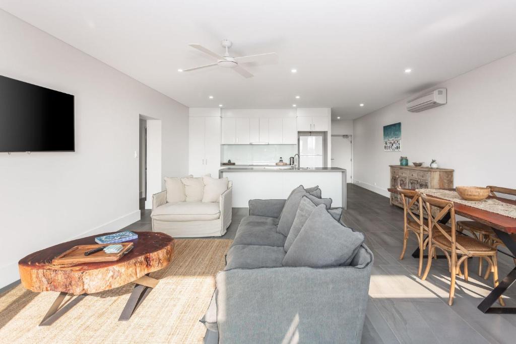 Huskisson Apartment | Ishtar Apartment 9 by Book Jervis Bay - Best Water Views