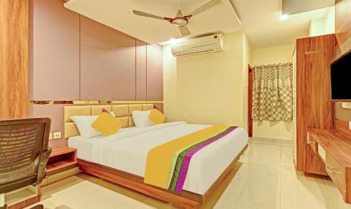 Vijayawada Hotel | Itsy Hotels Sri Sai Grand Inn Near MG Road & PVP Mall