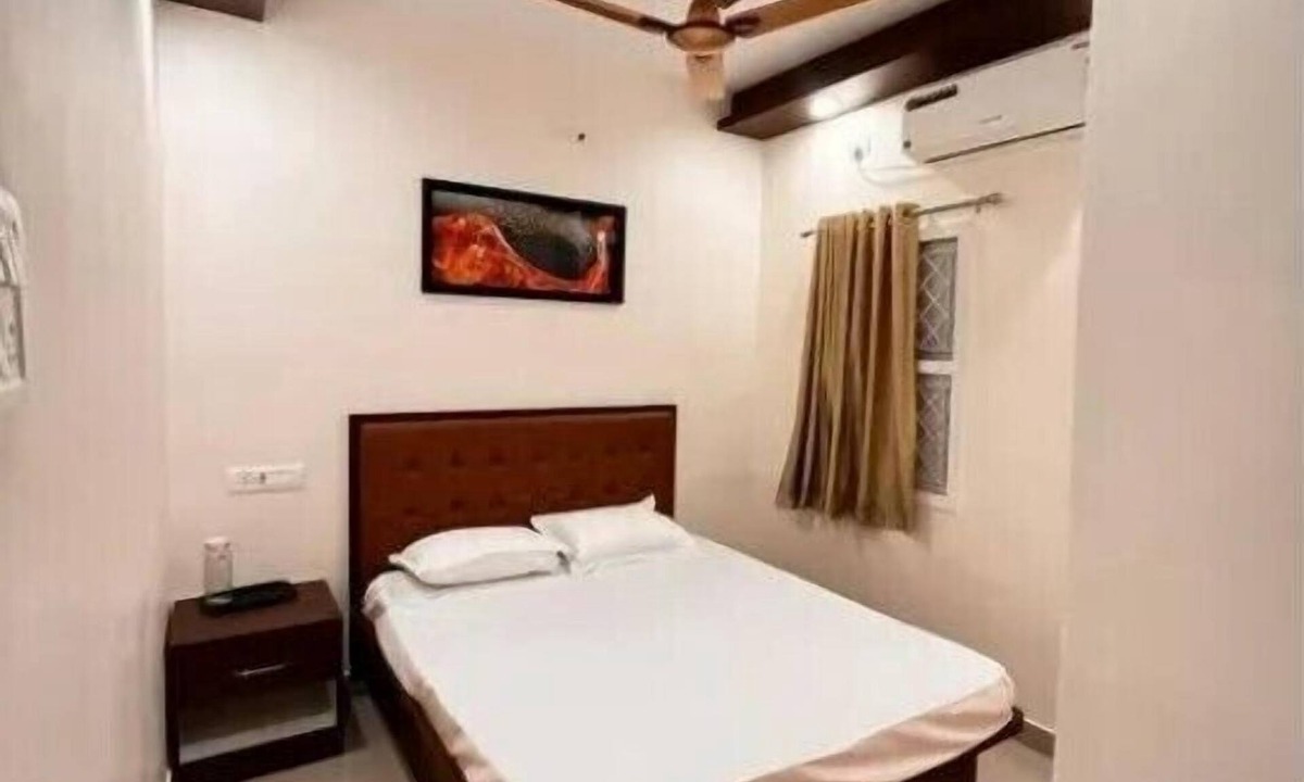 Nanganallur Apartment | Izi Airport Stay