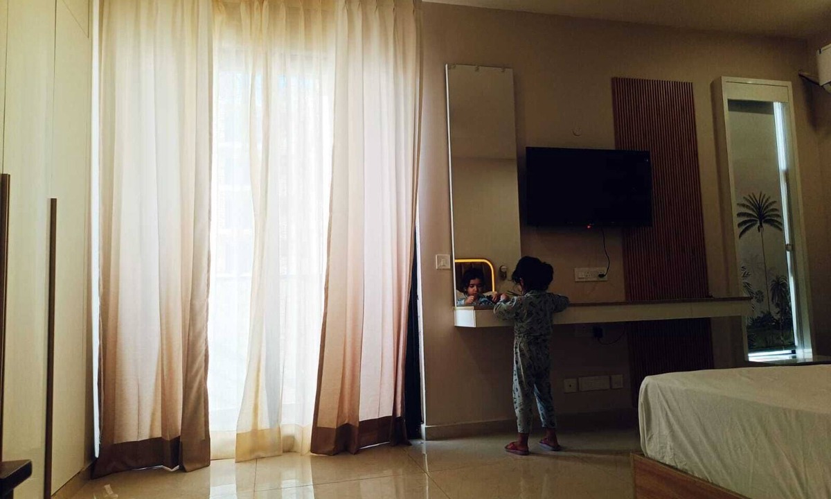 Vrindavan Apartment | Jigyasa Comfy Studio in Vrindavan near Bankebihari Prem Mandir AC Balcony kitchn