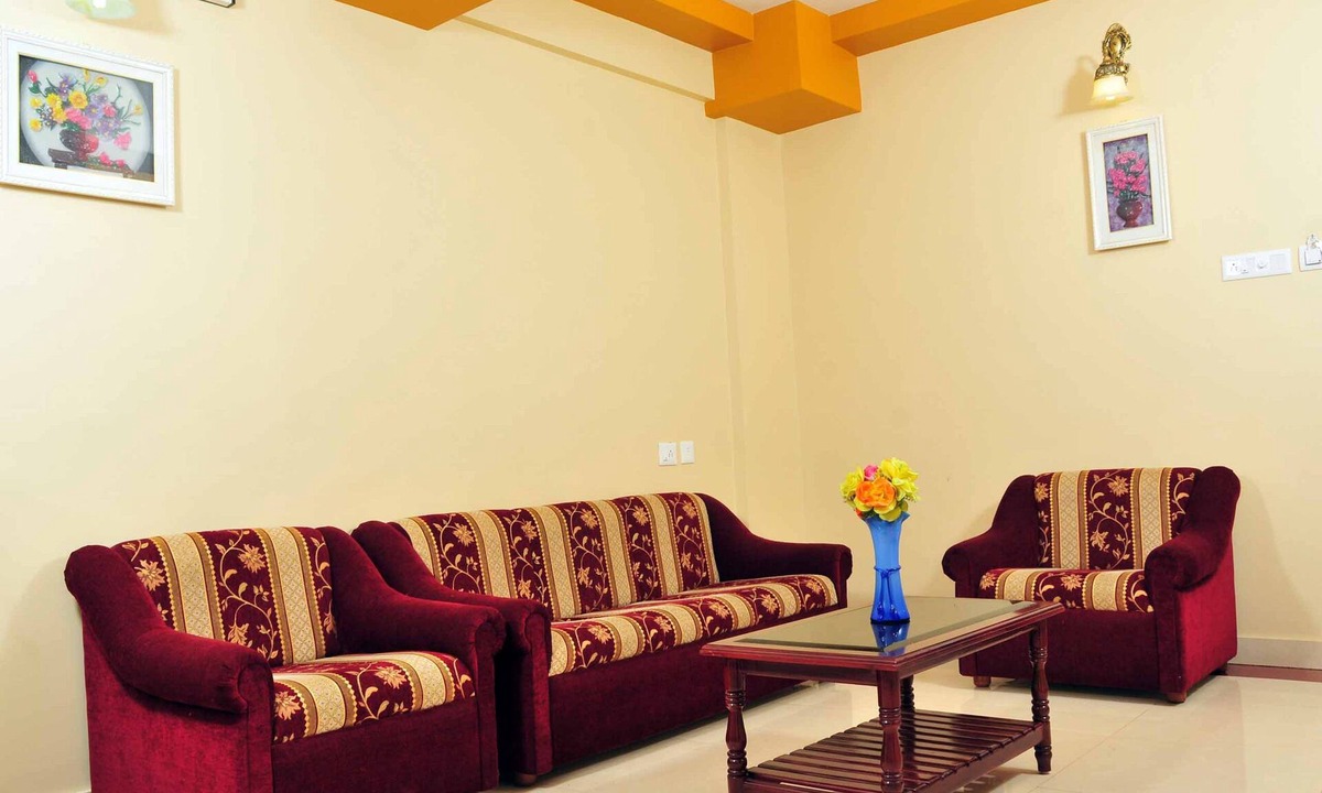 Wadakanchery Hotel | Keli Hotels P