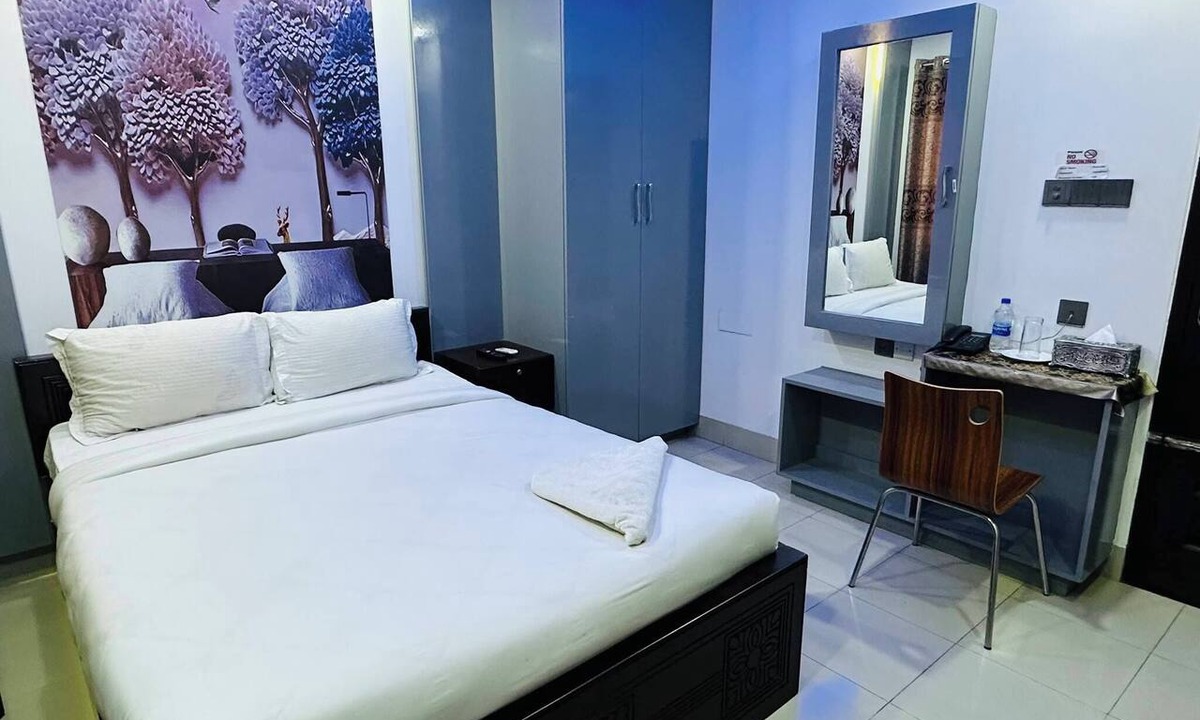 Ishurdi Hotel | Khairul International Hotel Pabna