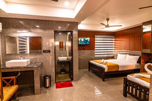 Chottanikkara Hotel | Lakshmi Residency Chottanikkara