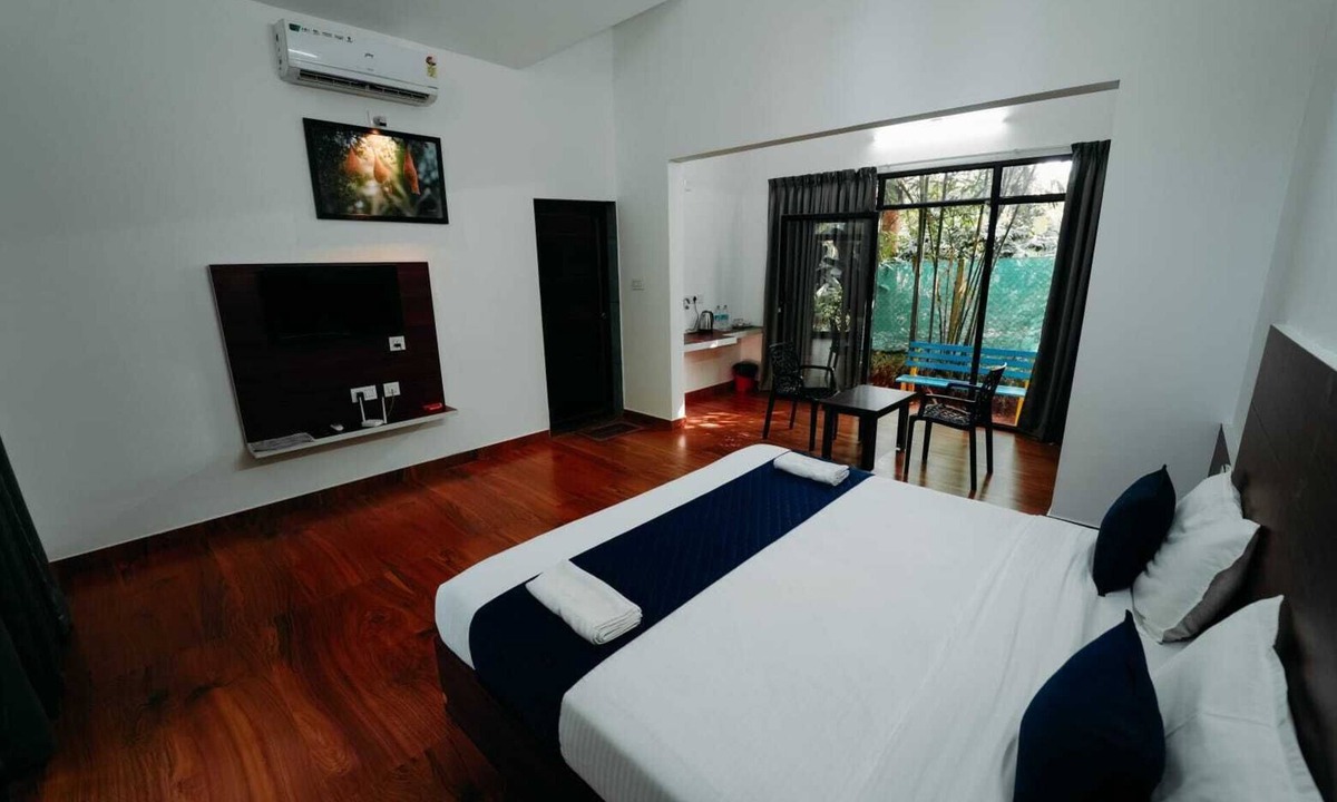 Sulthan Bathery Bed & Breakfast | Le Vista Resort - Wayanad