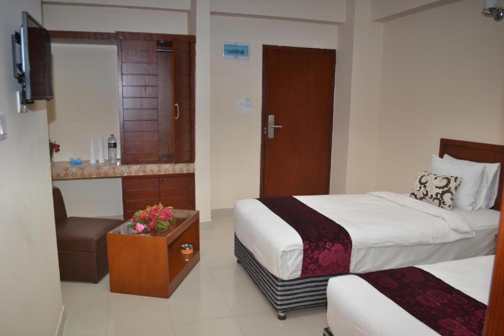 Cox's Bazar Hotel | Lighthouse Family Retreat