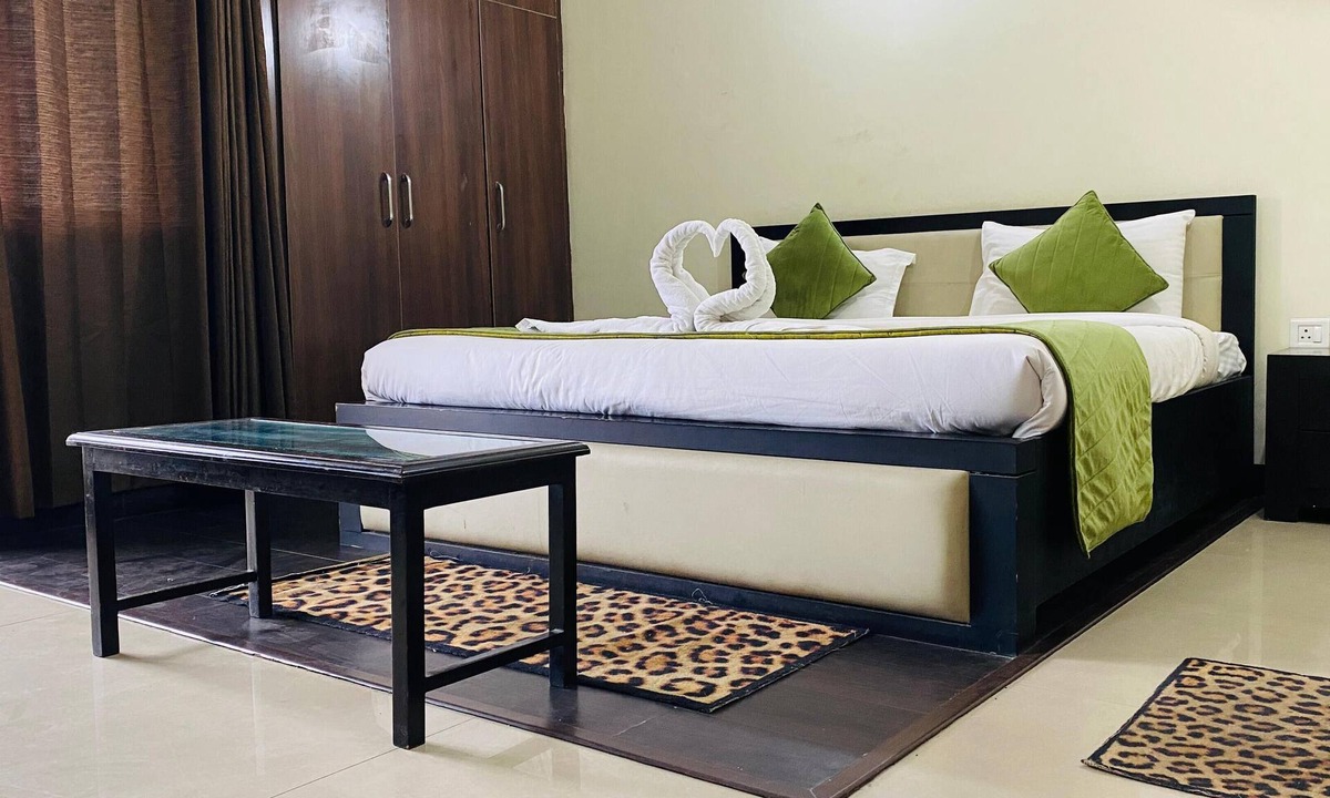 Rudrapur Hotel | LivBox Rudrapur