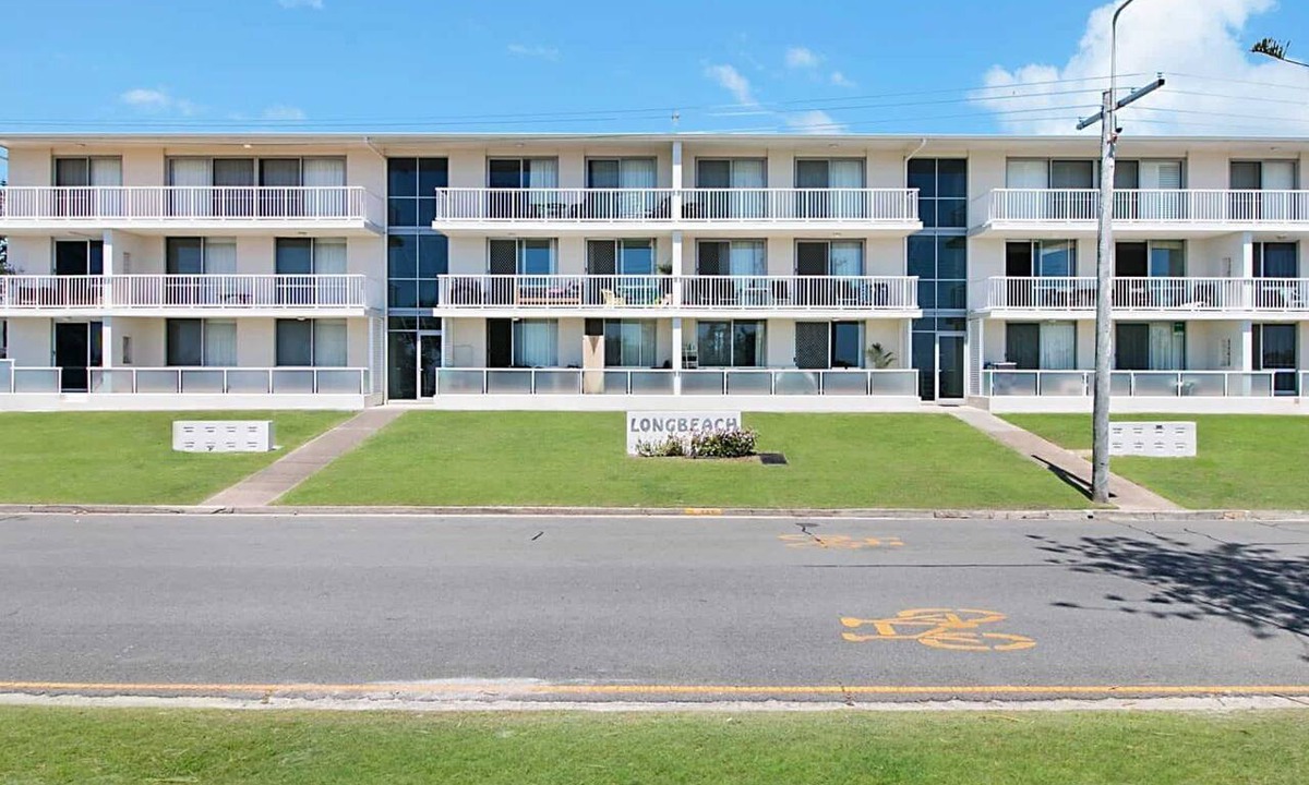 Bilinga Apartment | Longbeach 11 - Bilinga/North Kirra Beachfront