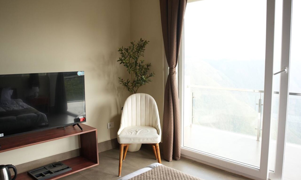 Shillong Villa | Lum-er Masae