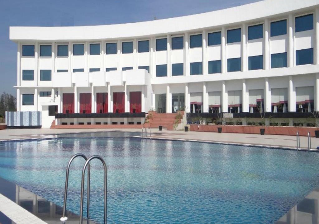 Ambala Hotel | M M Continental