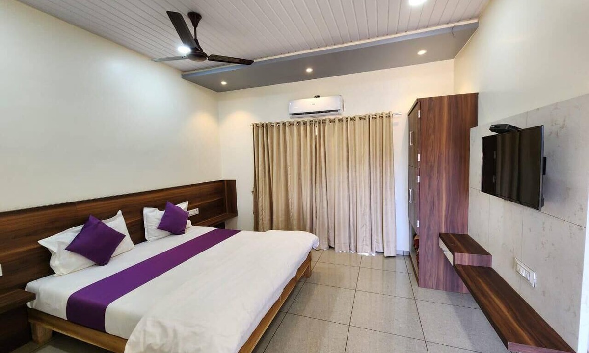 Murud-Harnai Hotel | Maitri Beach Resort