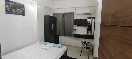 Hatkalangda House | Manchester Home Stay