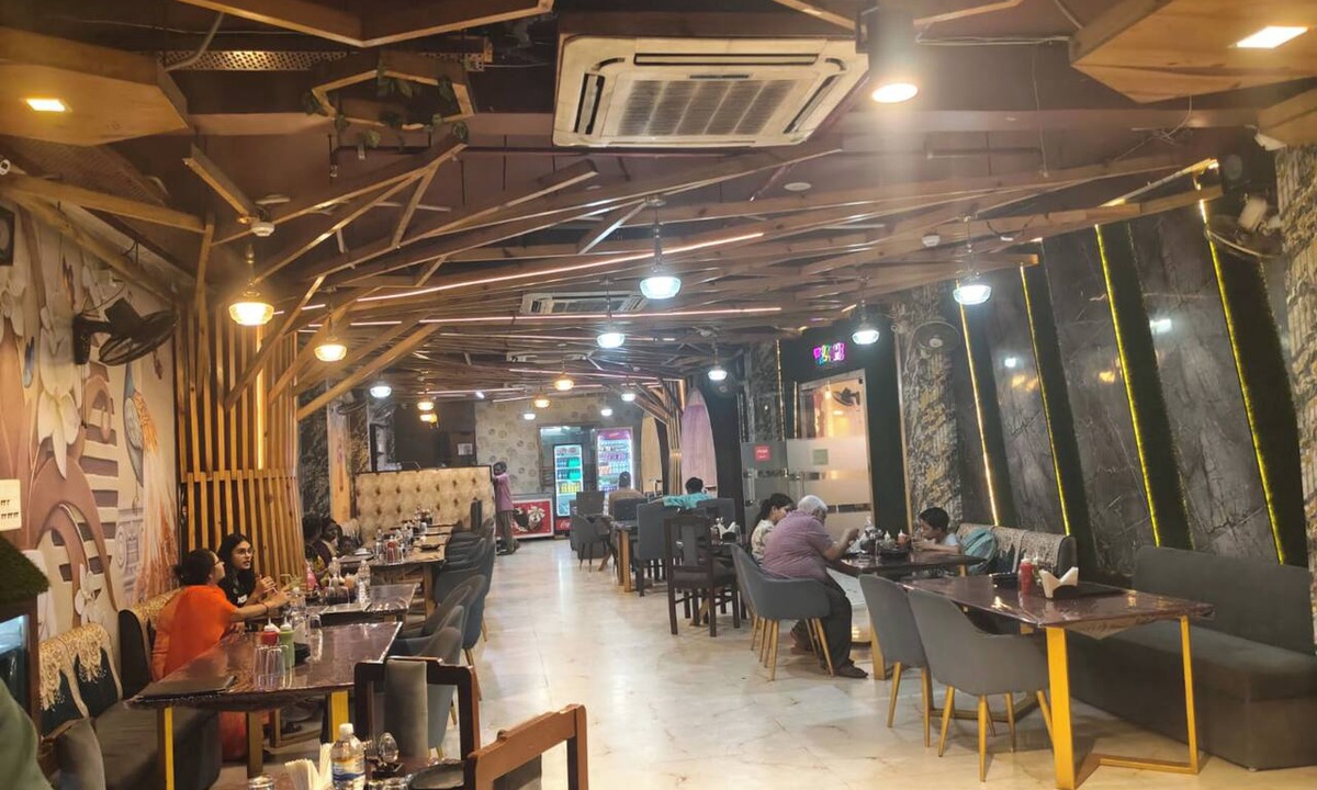 Ballia Hotel | Manjeet Hotel & Restaurant