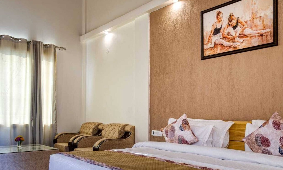 Garjia Hotel | MAULIK RETREAT