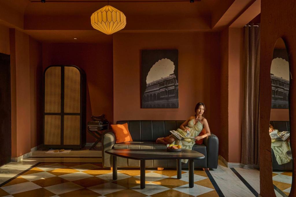 Lake Swaroop Sagar Hotel | Minimalist - Lake Pichola Edit