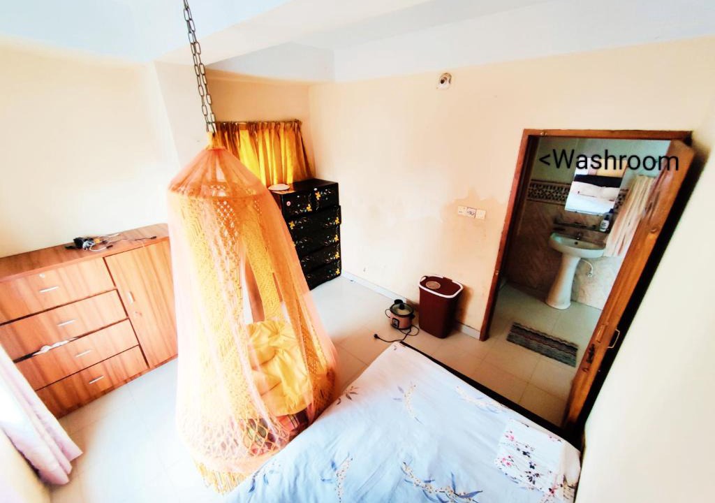 Mirpur House | Mirpur female guest room