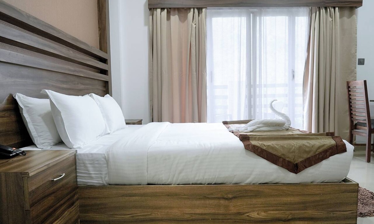 Devikolam Hotel | Misty Garden Resorts