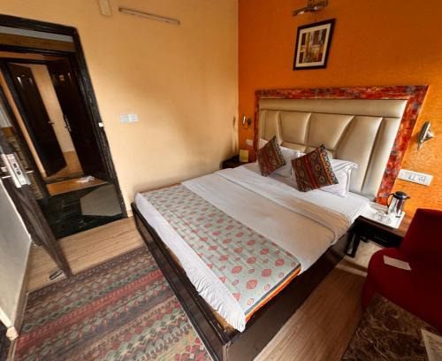 Sidhpur Hotel | mount wood heritage