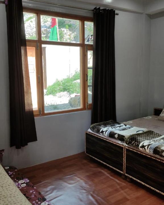 Nako House | Nako Heights Homestay