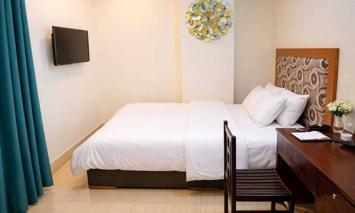 Maijdee Hotel | Nice Guest House-2