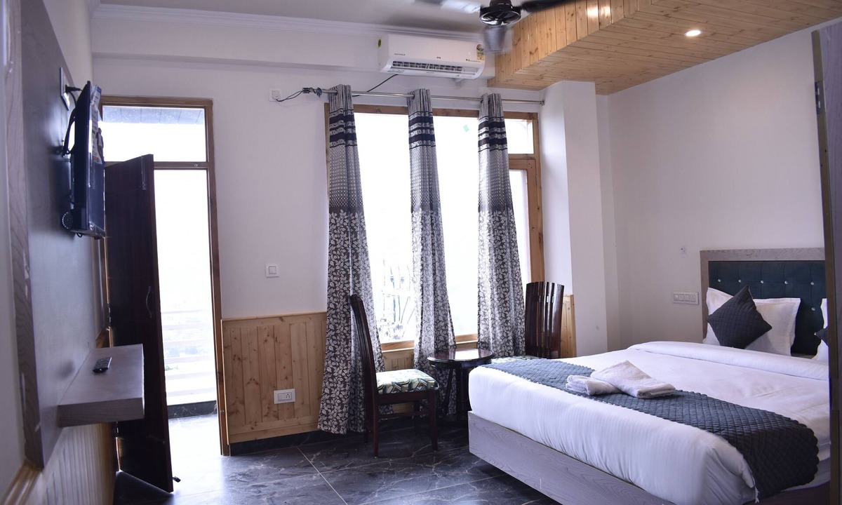 Mohal Hotel | Night Inn Paradise