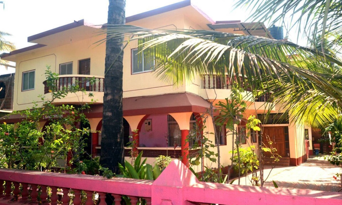 Calangute House | Non AC room near Calangute Beach