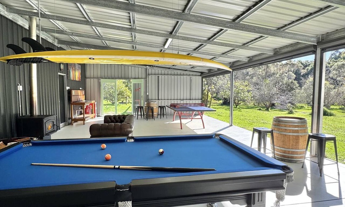 Denmark House | Oak Tree Cottage Denmark: Games Room + Pets, Mins to Town, Sleeps 6