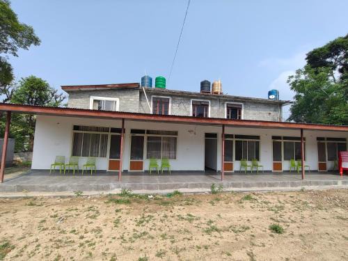 Gunehr House | Ocean Blue Homestay