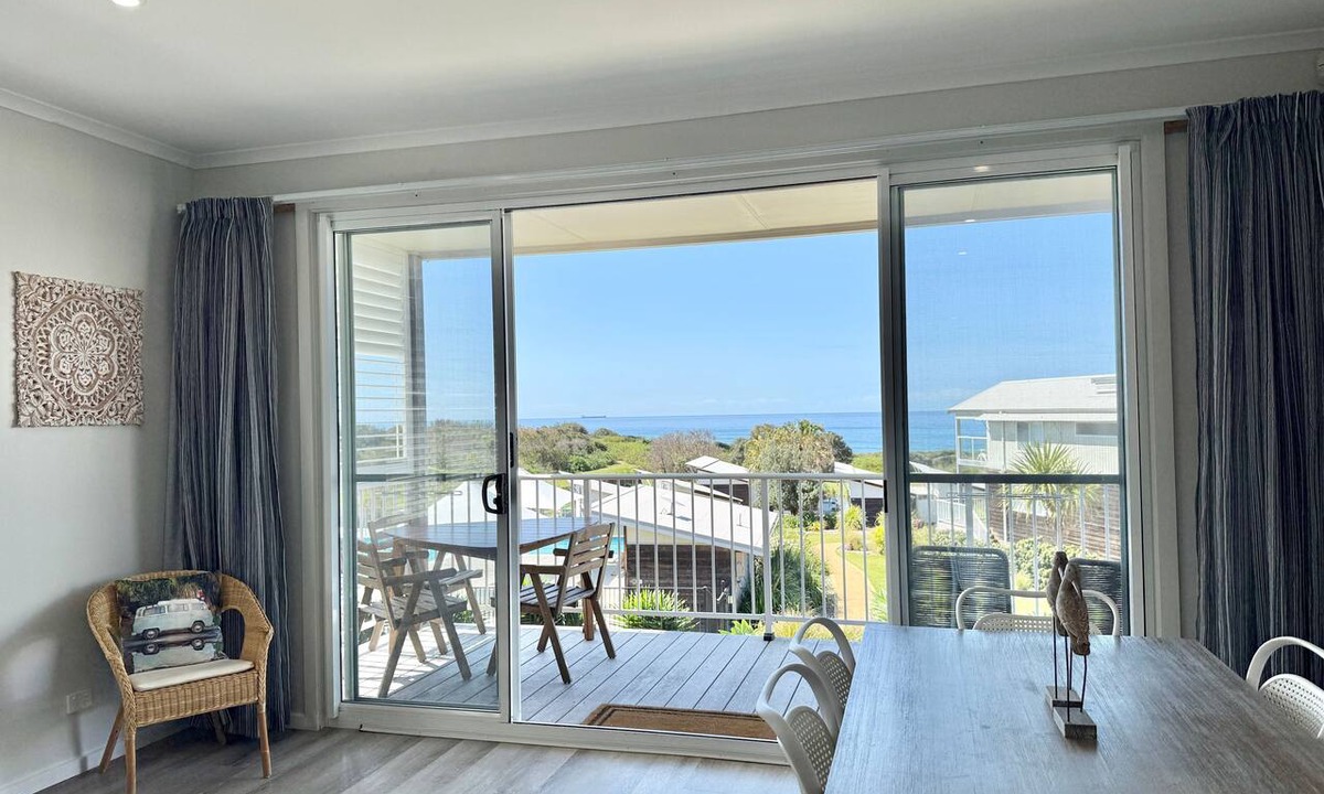 Caves Beach Villa | Ocean Mist at Caves Beach Villas