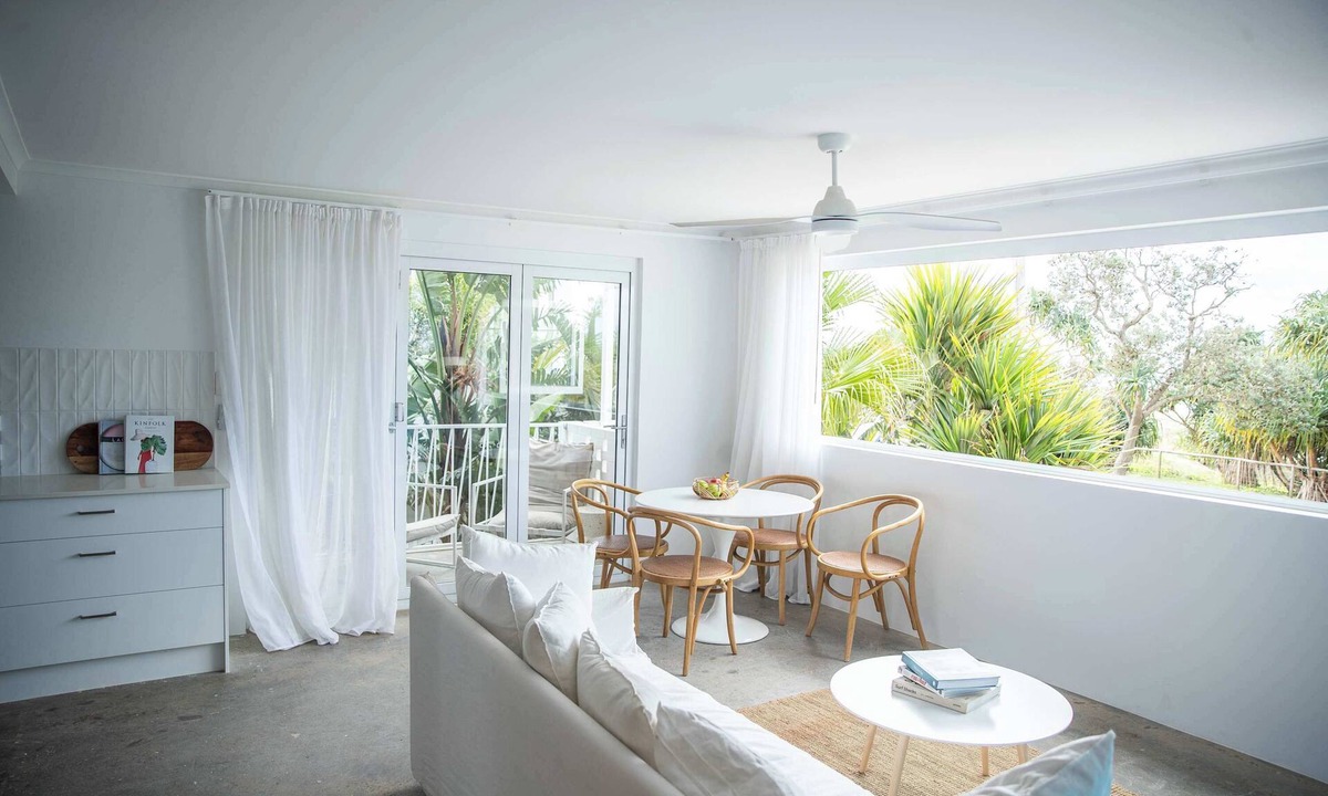 Bilinga Apartment | Ocean View Bilinga Stay | Sleeps 4 + E-Bikes, Unit 3