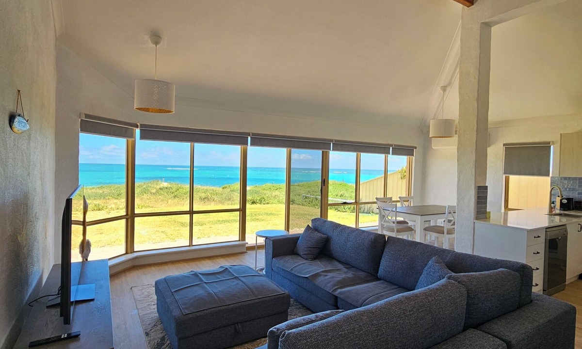 Ledge Point House | Oceanfront retreat with breathtaking views steps from the shore.