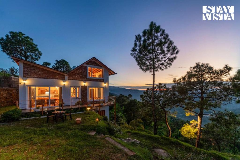 Majkhali Villa | Offgrid Ginai - Ranikhet by VEO, StayVista - 2BHK Pet-Friendly Mountain-View Villa
