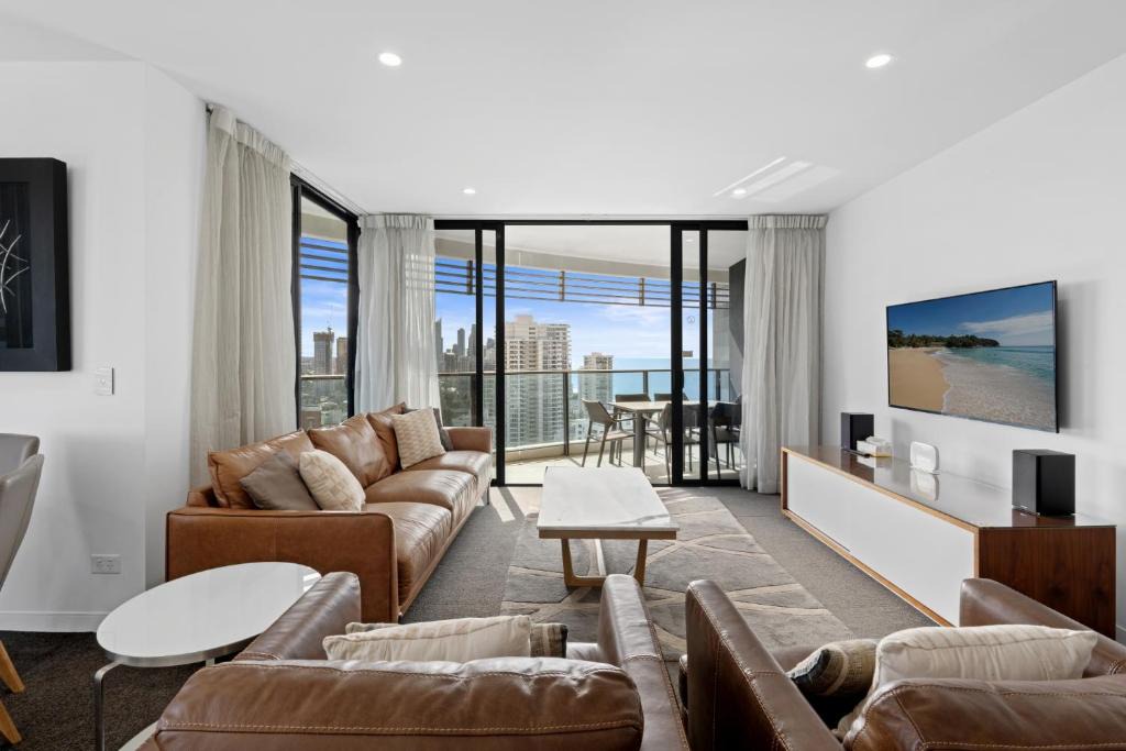 Broadbeach Apartment | Oracle (1)2401