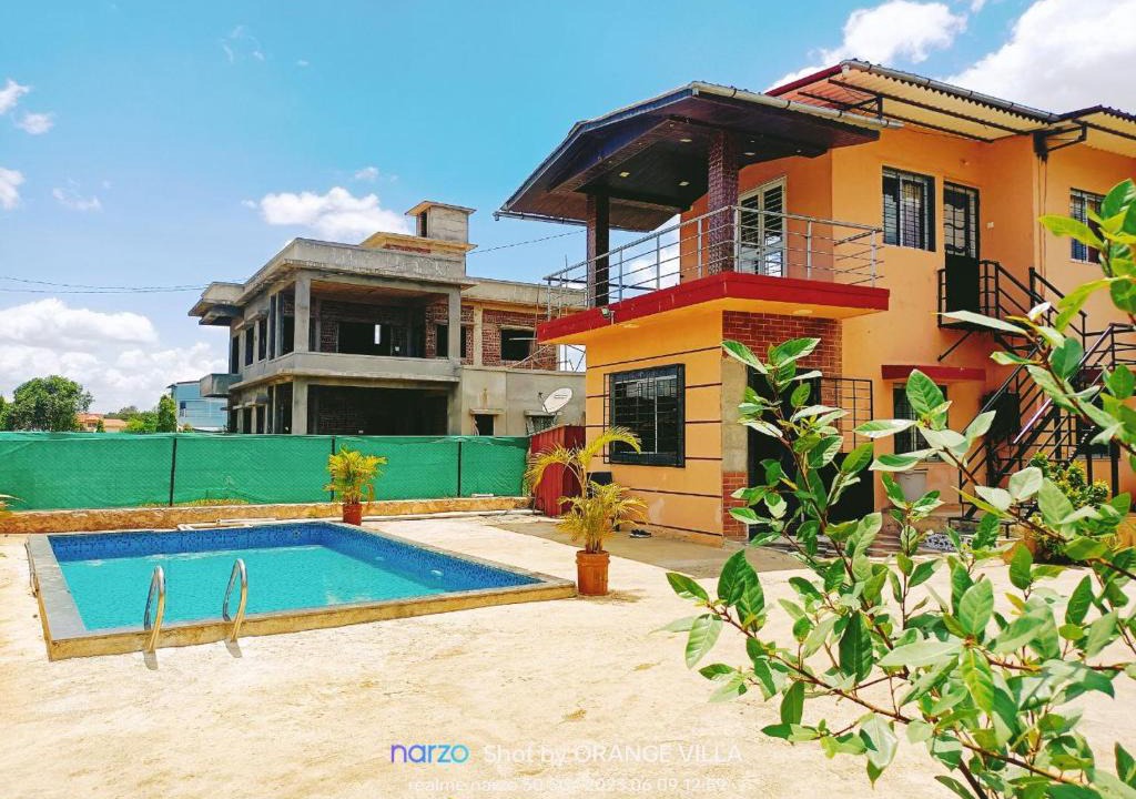 Malavli Villa | Orange Villa 4BHK with Pool and AC at Malavli, Lonavala