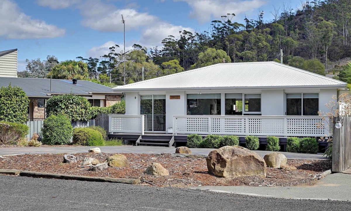 Orford House | Orford Waterfront Cottage