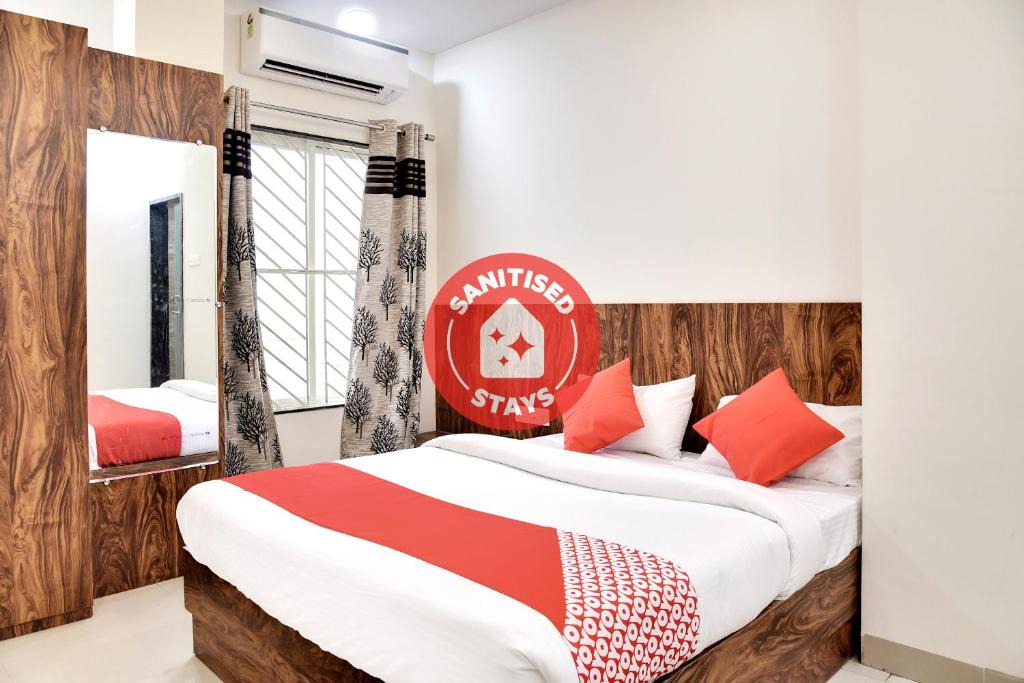 Bhopal Hotel | OYO 40146 Hotel Continental